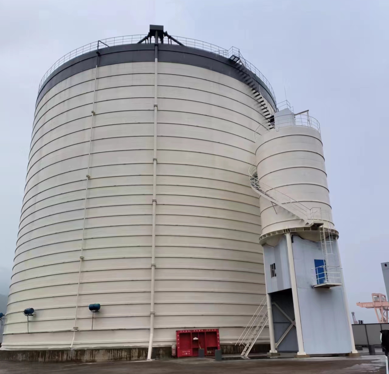 昆明10万吨水泥钢板库